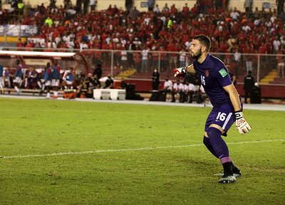 Maxime Crépeau tuvo oportunidad frente a Panamá con Canadá ya calificado al Mundial