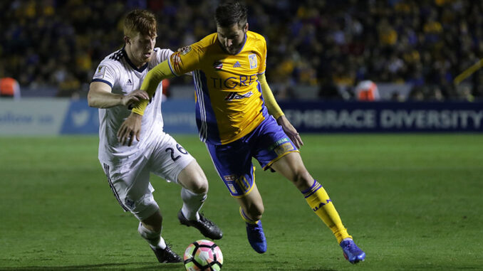 Andre Pierre Gignac en partido contra Whitecaps